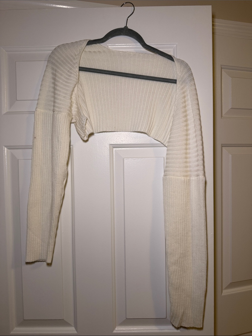 Cropped Ribbed Bolero Sweater - Cream